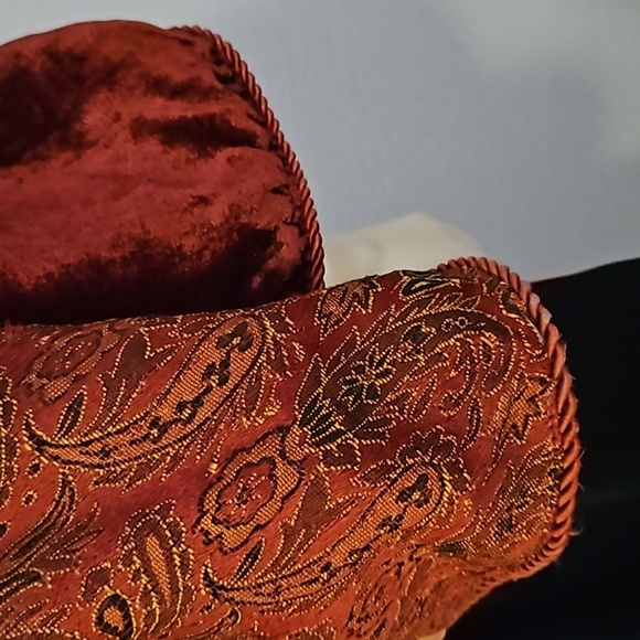 Renaissance Old World Velvet Jacquard Regal Castlecore Performance Unisex Cape - Picture 11 of 12